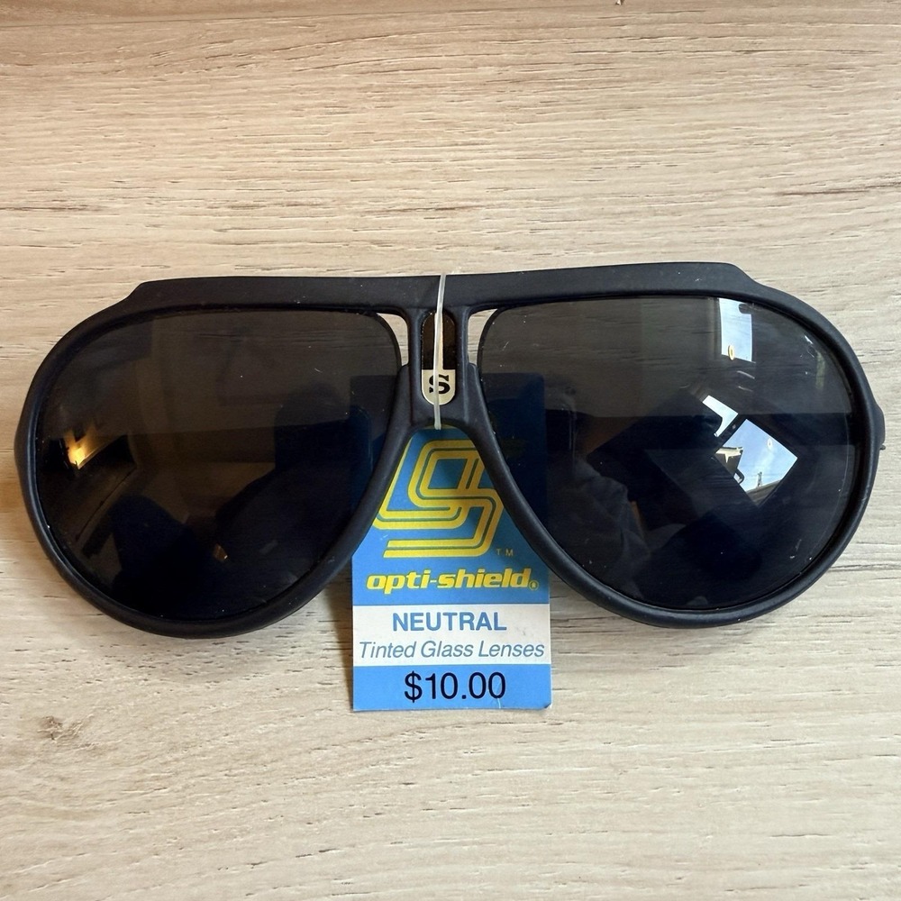 Sports Aviator Sunglasses Vintage Opti-Shield Black Frame Black Lens